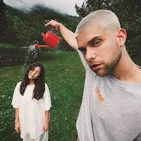 Amchi — Капли Ft Liili — обложка